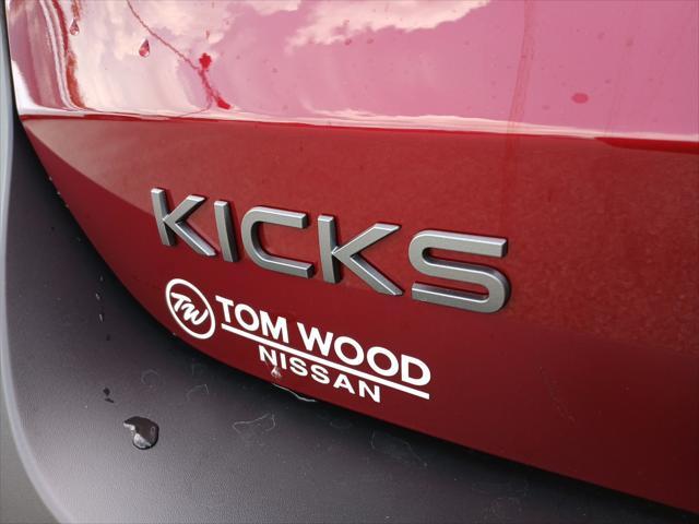 new 2025 Nissan Kicks car, priced at $27,464