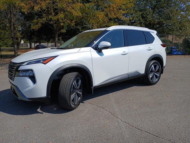 new 2024 Nissan Rogue car, priced at $40,180