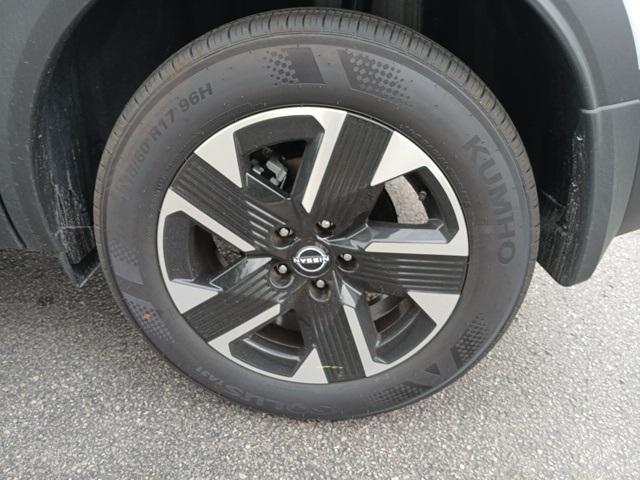 new 2025 Nissan Kicks car, priced at $28,875