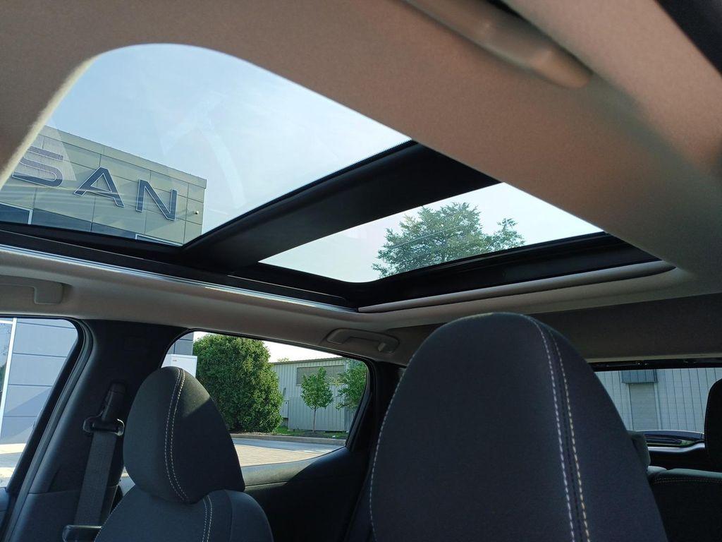 new 2025 Nissan Kicks car, priced at $27,134