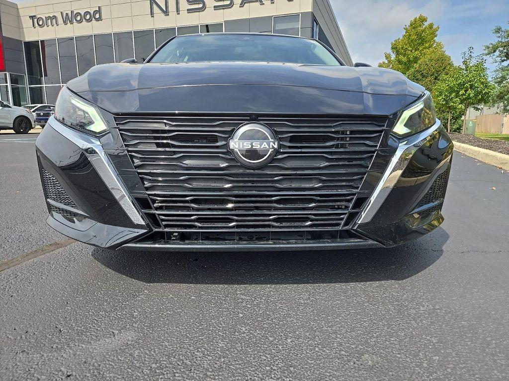 used 2023 Nissan Altima car, priced at $25,837