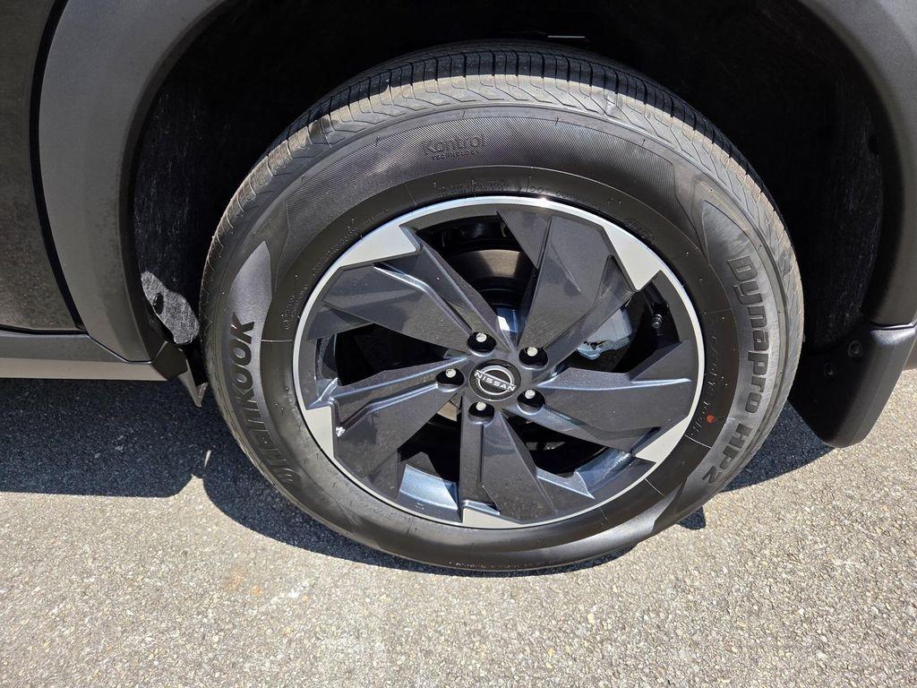 new 2026 Nissan Rogue car, priced at $33,495