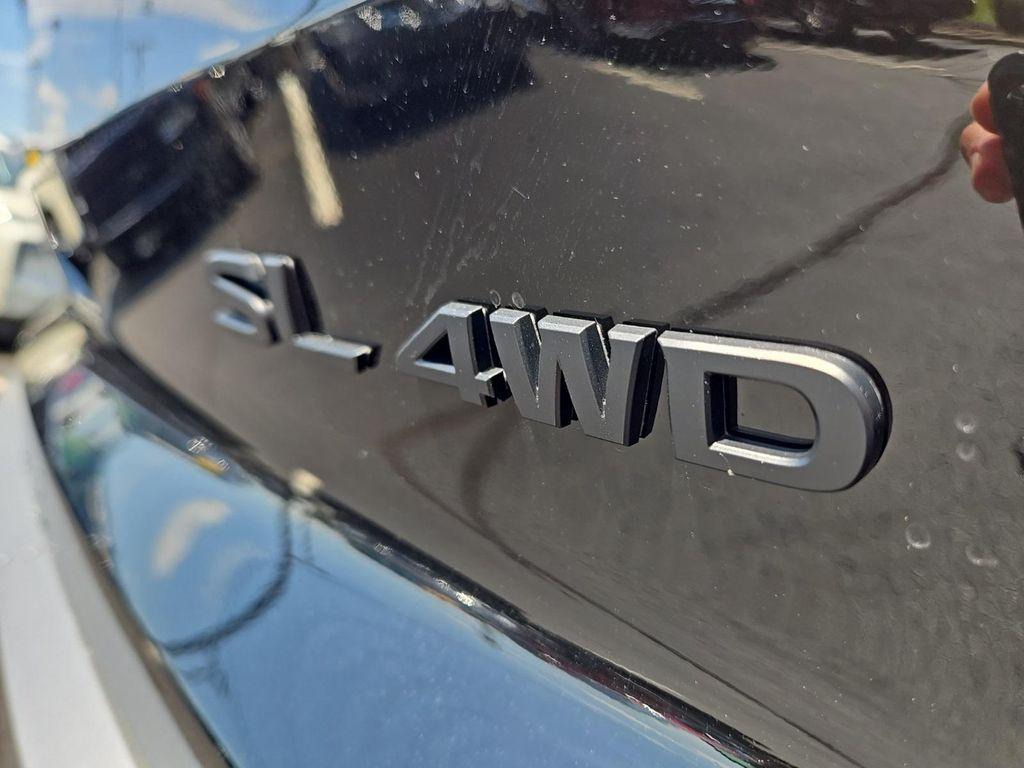 new 2025 Nissan Pathfinder car, priced at $45,263
