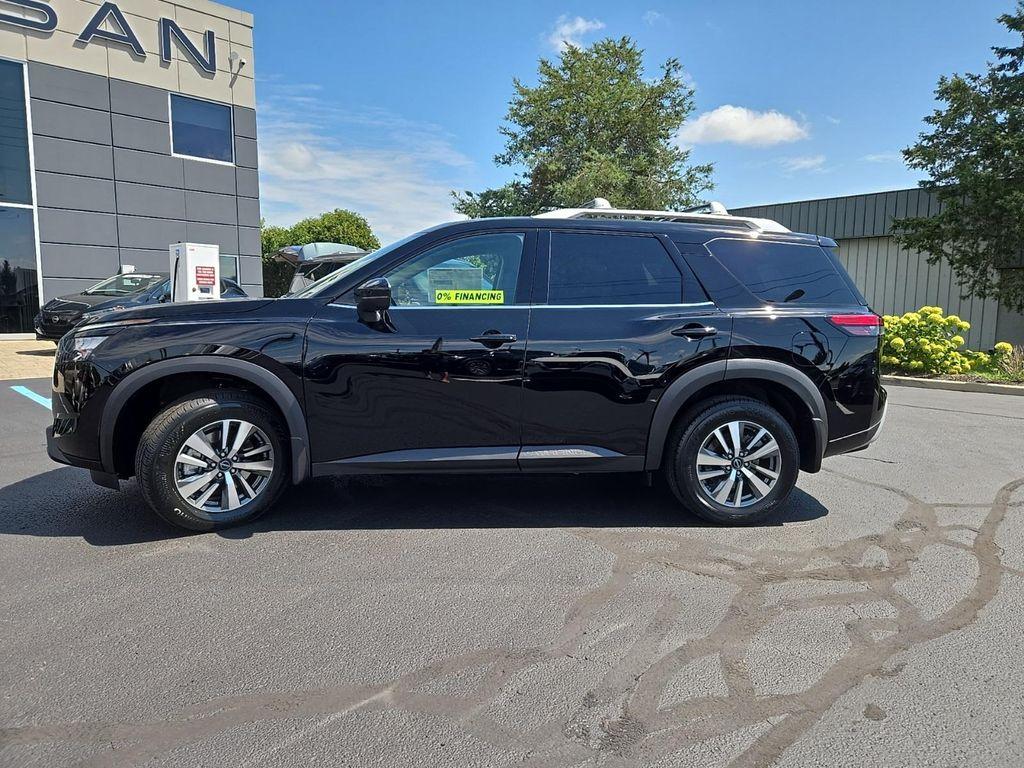 new 2025 Nissan Pathfinder car, priced at $45,263