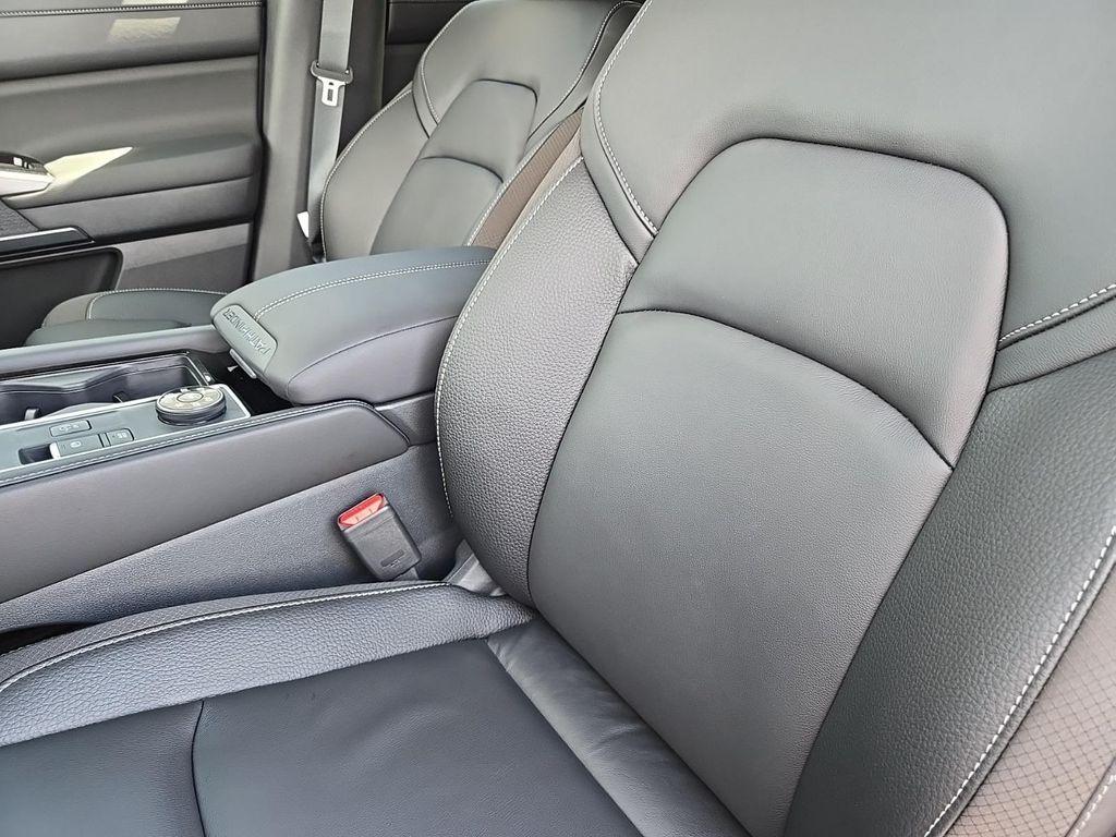new 2025 Nissan Pathfinder car, priced at $45,263