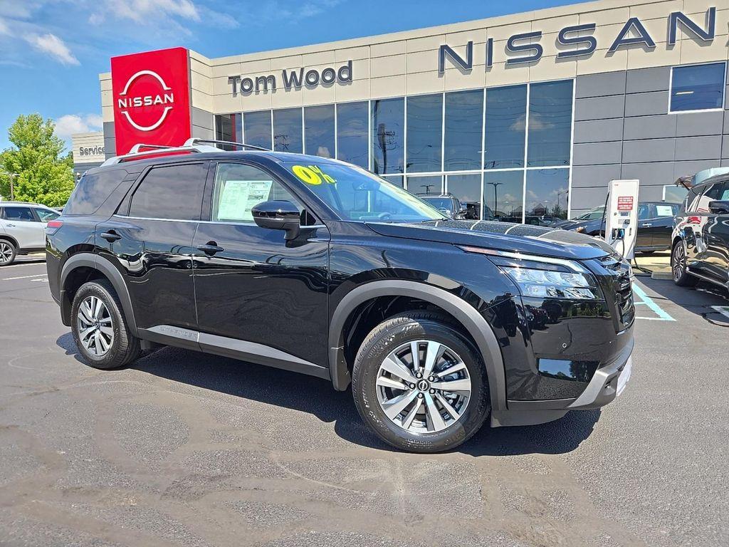 new 2025 Nissan Pathfinder car, priced at $45,263