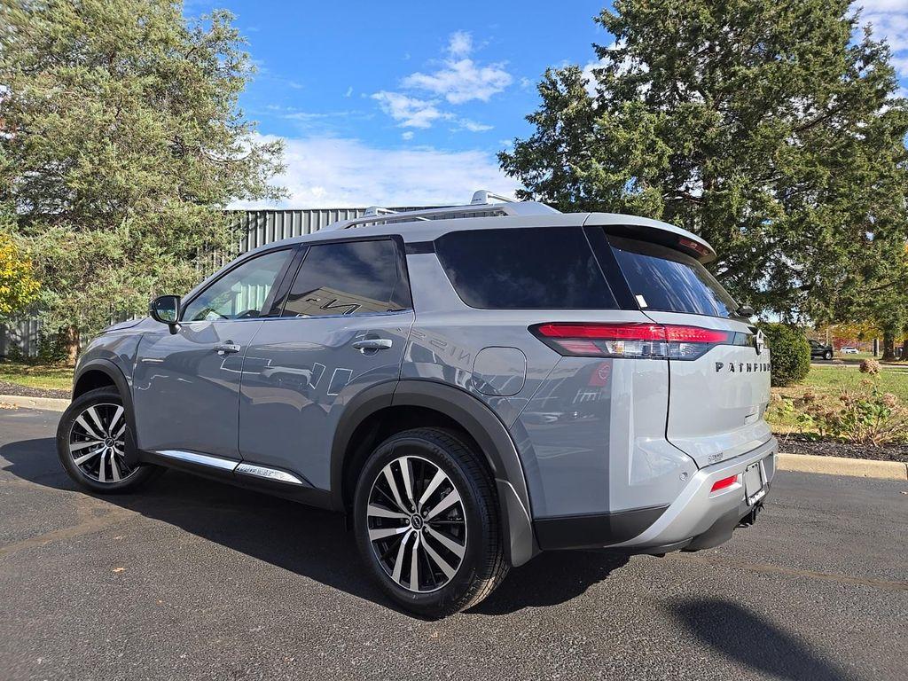 new 2025 Nissan Pathfinder car, priced at $46,798
