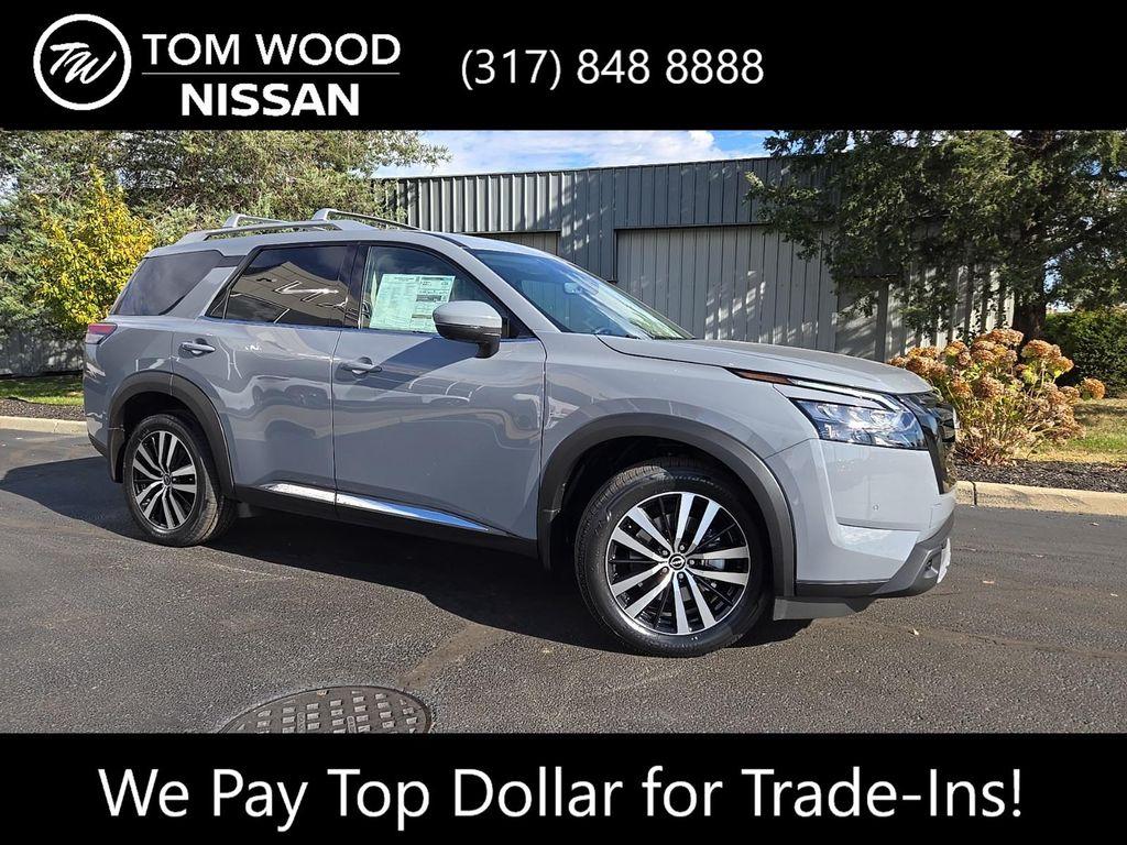 new 2025 Nissan Pathfinder car, priced at $46,798