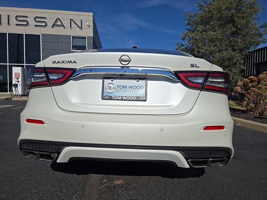 used 2023 Nissan Maxima car, priced at $25,998