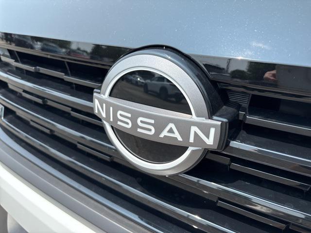 new 2025 Nissan Kicks car, priced at $28,421