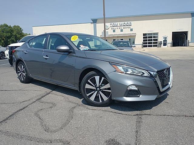 used 2021 Nissan Altima car, priced at $22,950