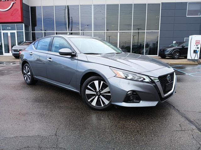 used 2021 Nissan Altima car, priced at $24,333