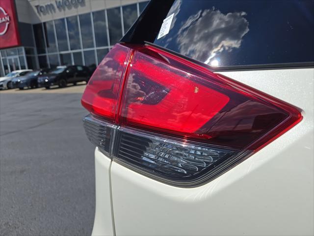 used 2019 Nissan Rogue car, priced at $19,344