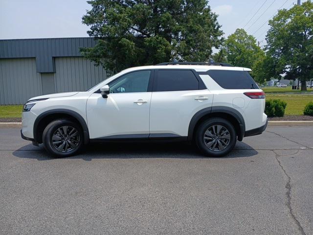 used 2022 Nissan Pathfinder car, priced at $30,899