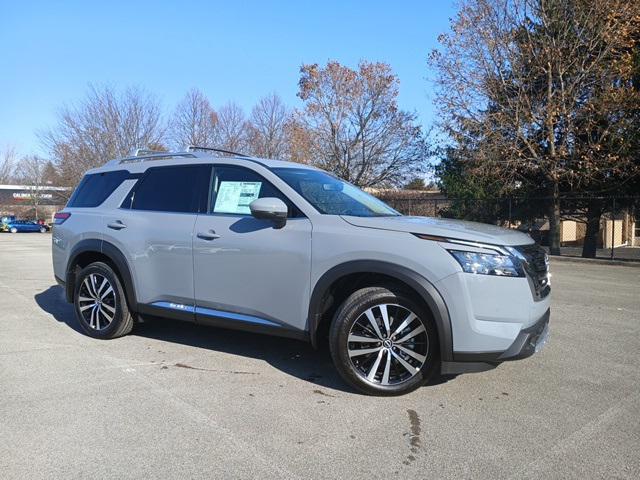 new 2025 Nissan Pathfinder car, priced at $53,508