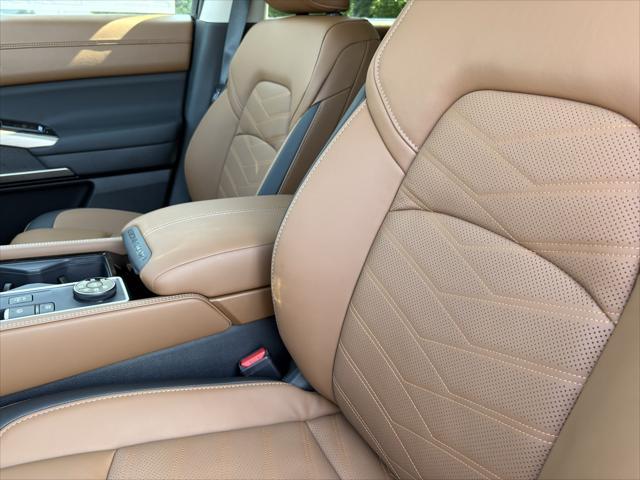 new 2025 Nissan Pathfinder car, priced at $52,015