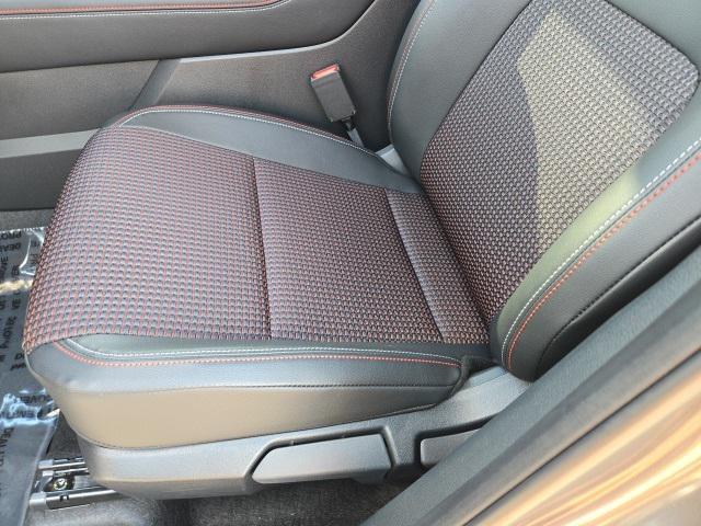 new 2025 Nissan Kicks car, priced at $29,280