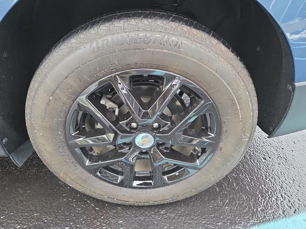 used 2024 Chevrolet Equinox car, priced at $23,455