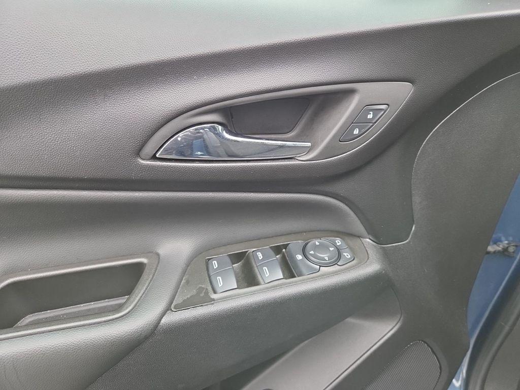 used 2024 Chevrolet Equinox car, priced at $23,455