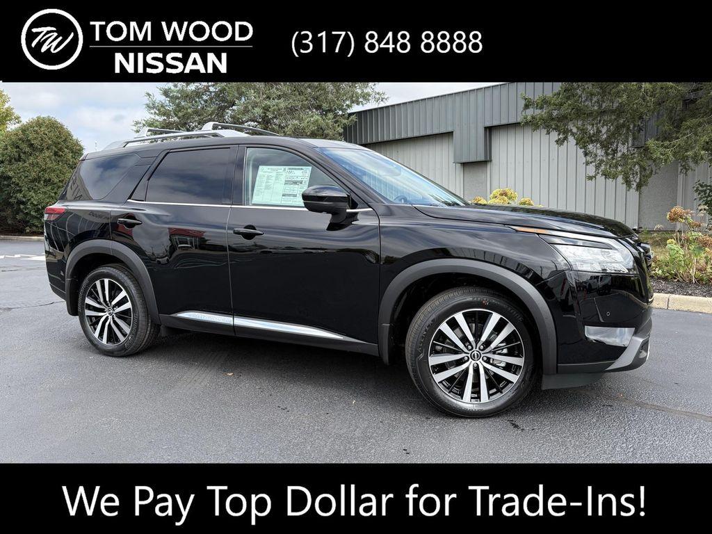 new 2025 Nissan Pathfinder car, priced at $51,523