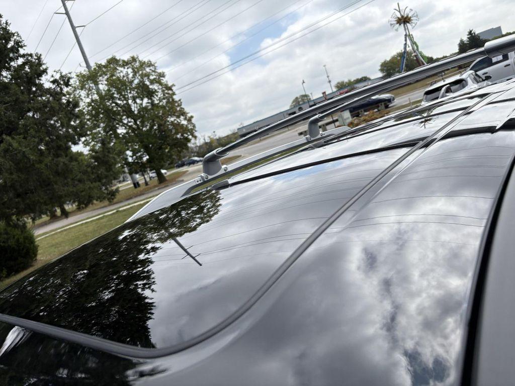 new 2025 Nissan Pathfinder car, priced at $45,623