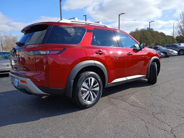 used 2023 Nissan Pathfinder car, priced at $35,549