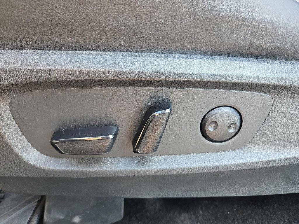 used 2023 Nissan Pathfinder car, priced at $36,260