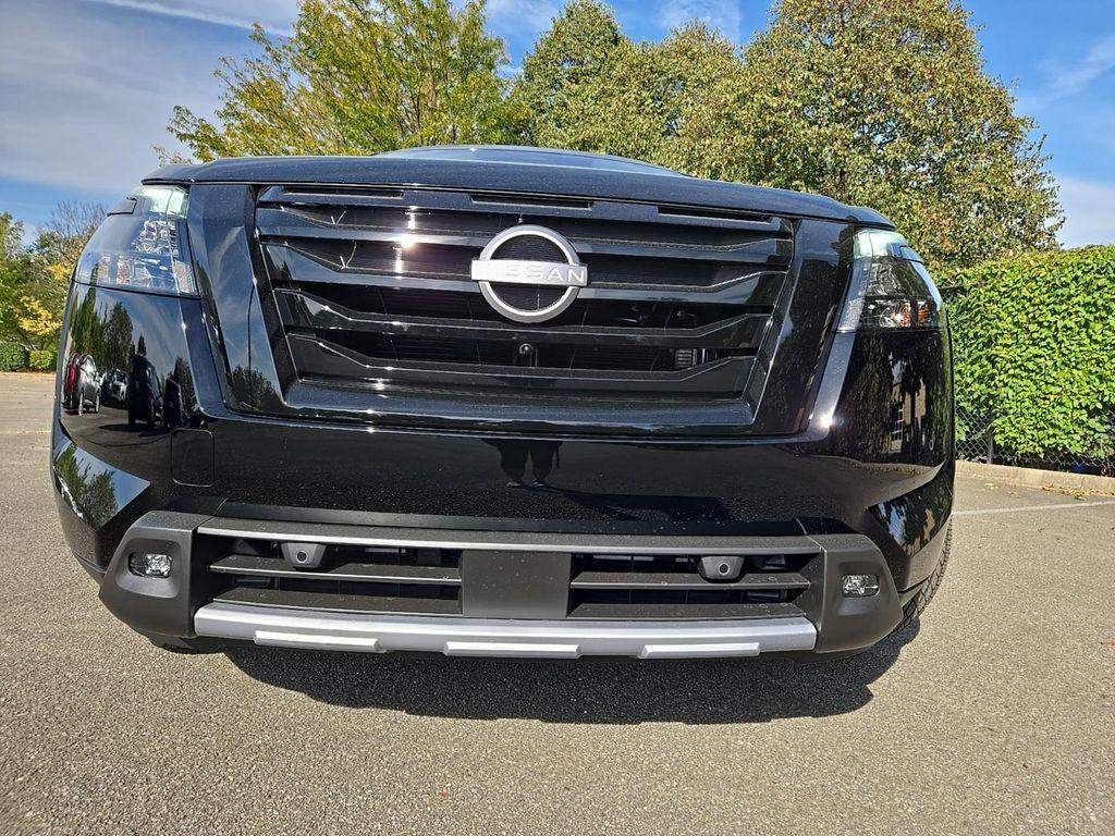 new 2025 Nissan Pathfinder car, priced at $46,209