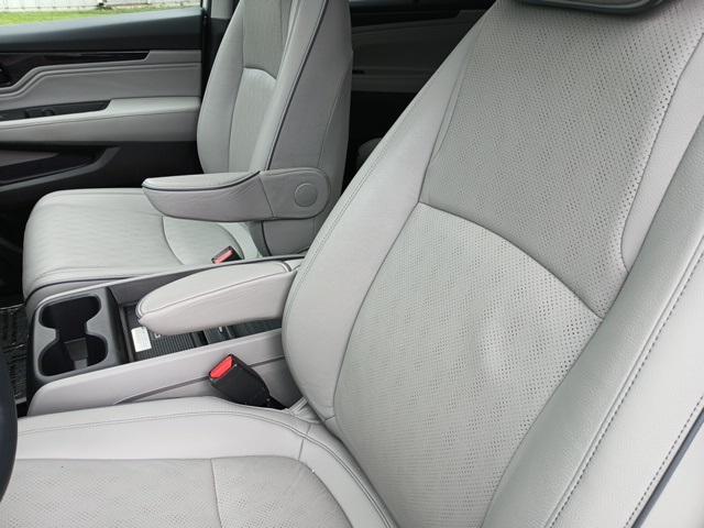 used 2023 Honda Odyssey car, priced at $44,780