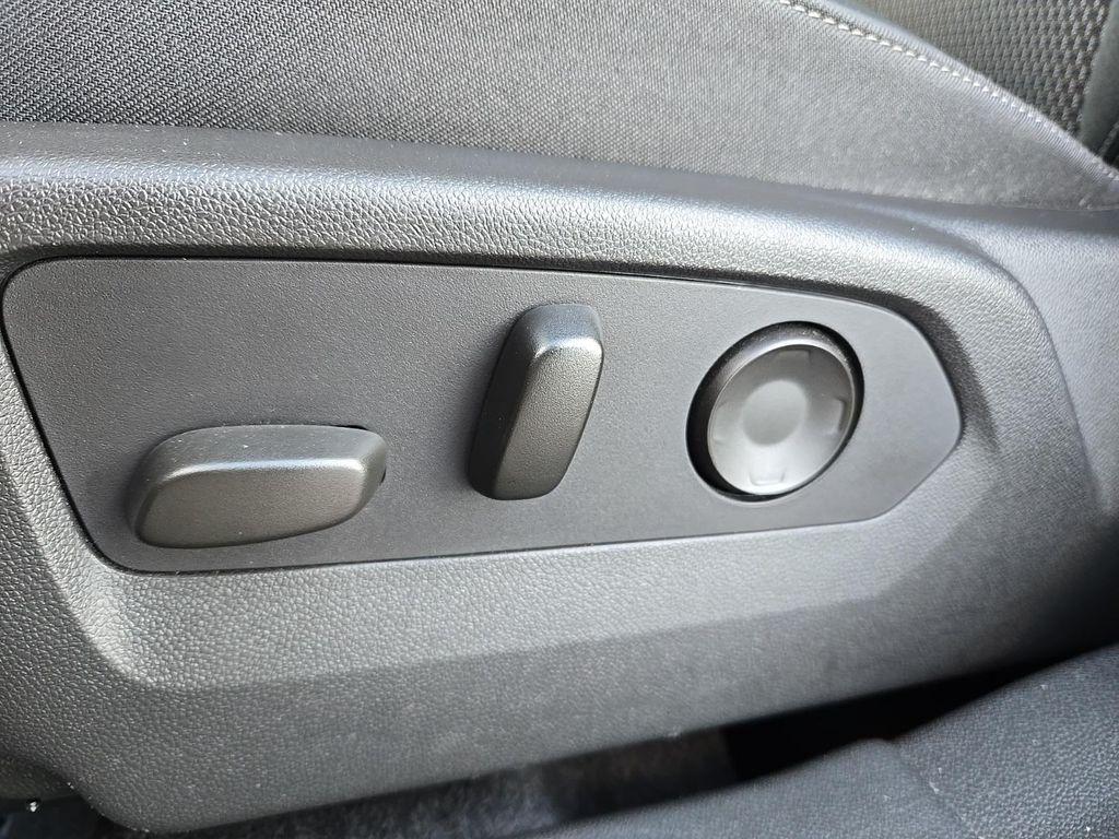 used 2022 Buick Envision car, priced at $23,670