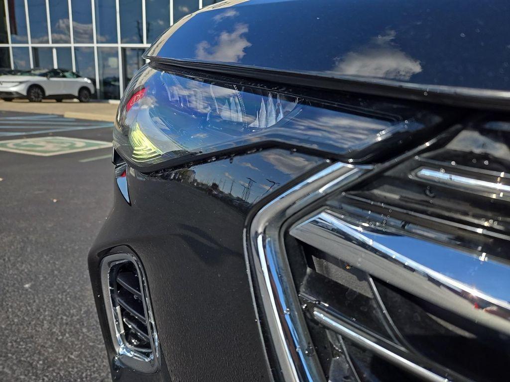 used 2022 Buick Envision car, priced at $23,670