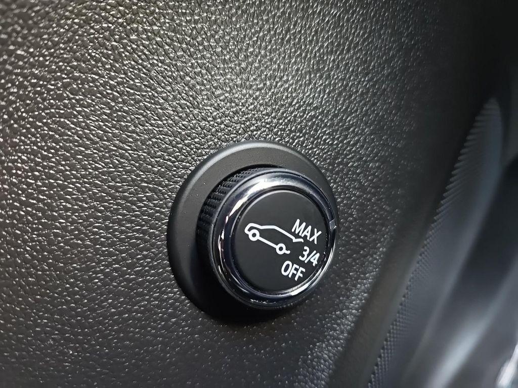 used 2022 Buick Envision car, priced at $23,670