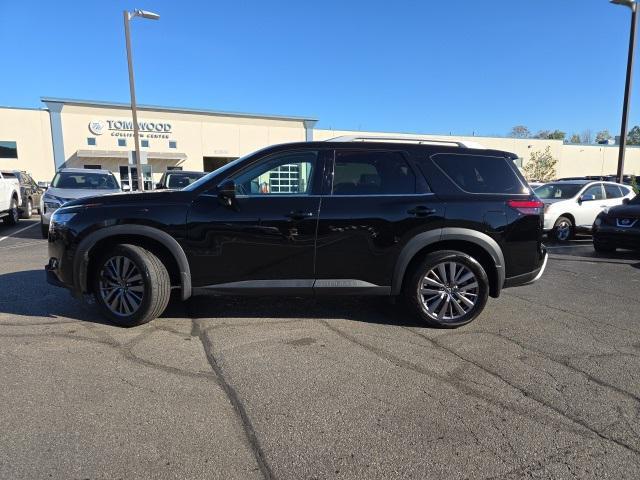 used 2023 Nissan Pathfinder car, priced at $36,566