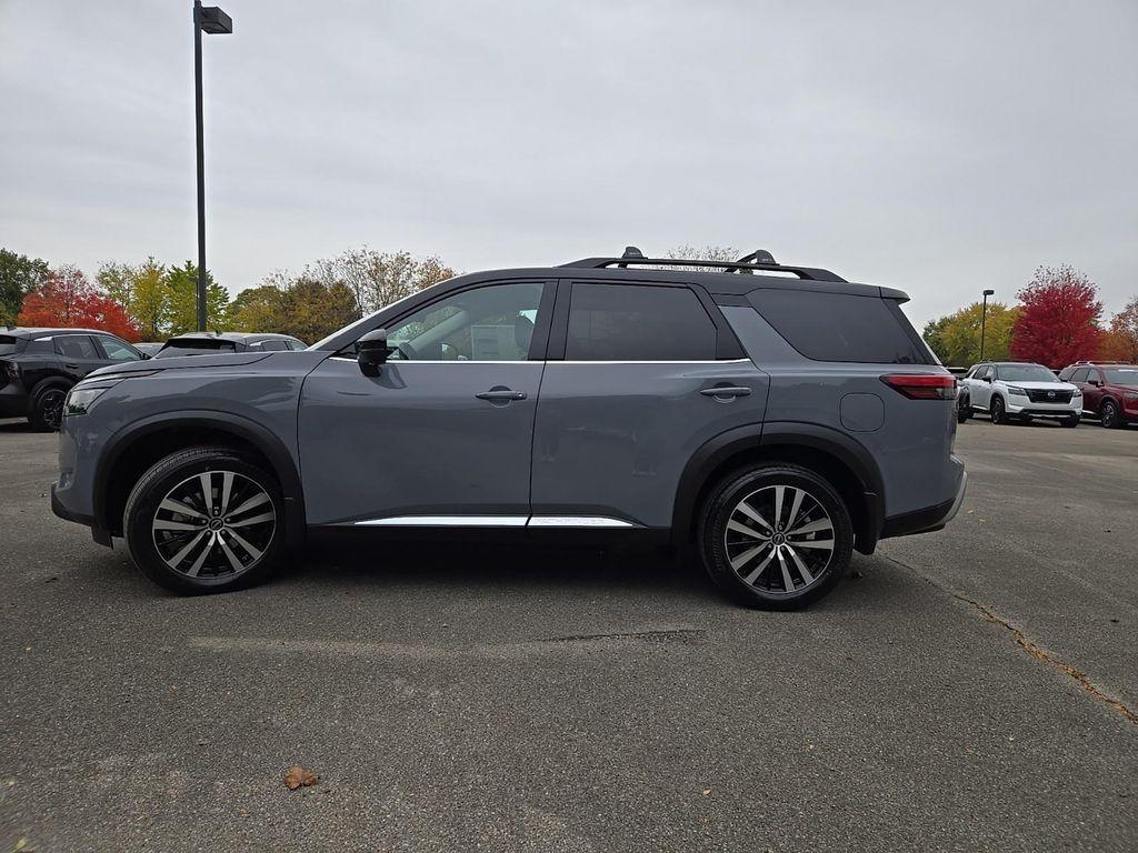 new 2025 Nissan Pathfinder car, priced at $46,799