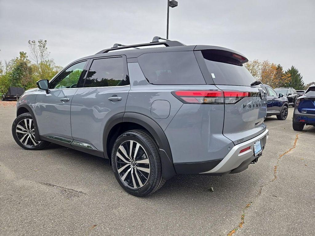 new 2025 Nissan Pathfinder car, priced at $46,799