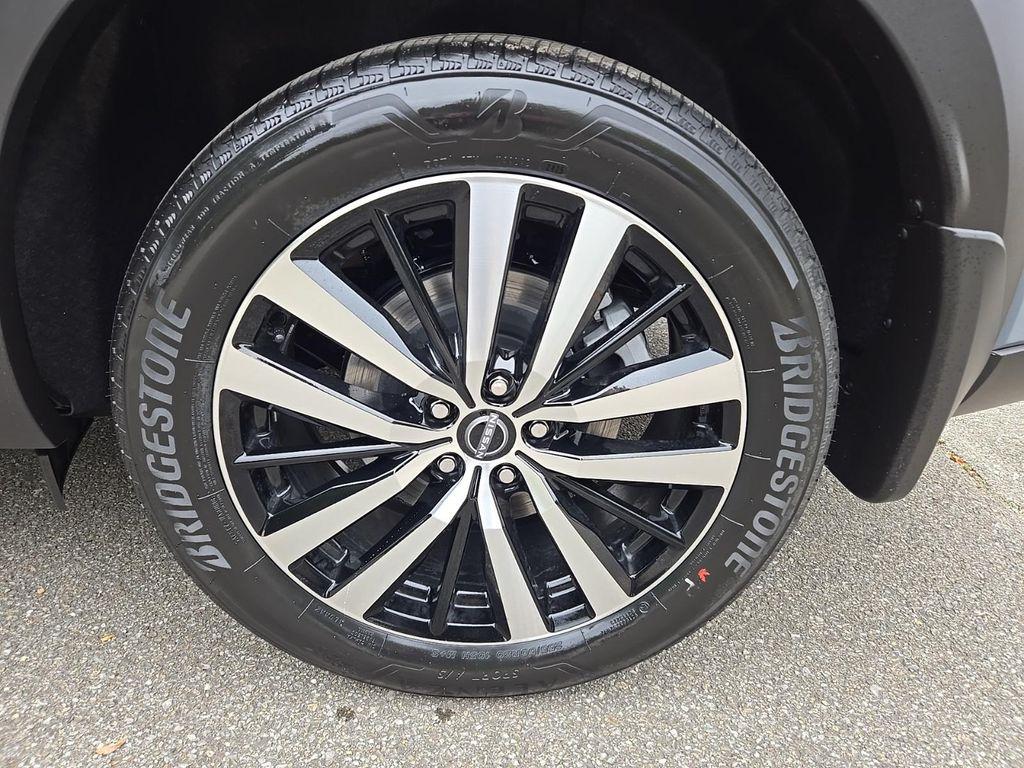 new 2025 Nissan Pathfinder car, priced at $46,799