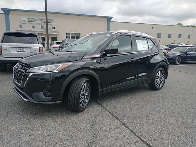 new 2024 Nissan Kicks car, priced at $23,550