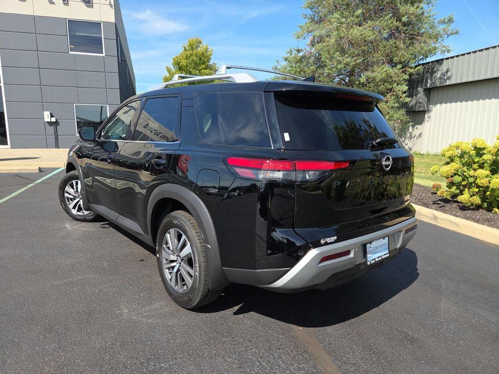 new 2025 Nissan Pathfinder car, priced at $39,468