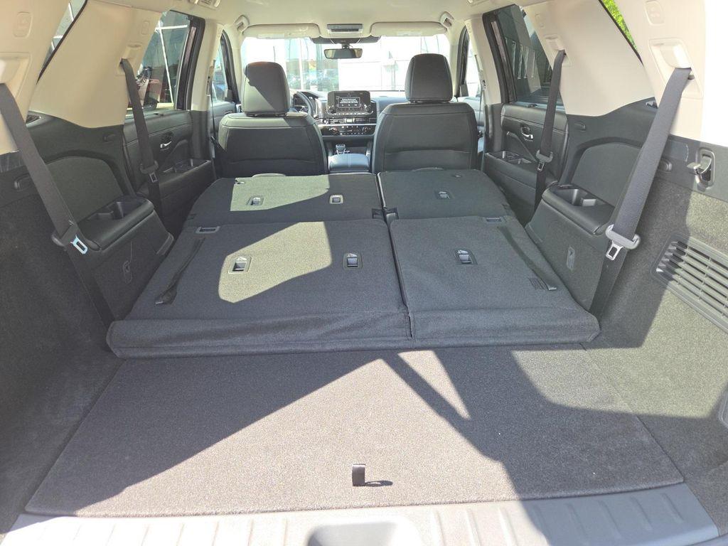 new 2025 Nissan Pathfinder car, priced at $39,468