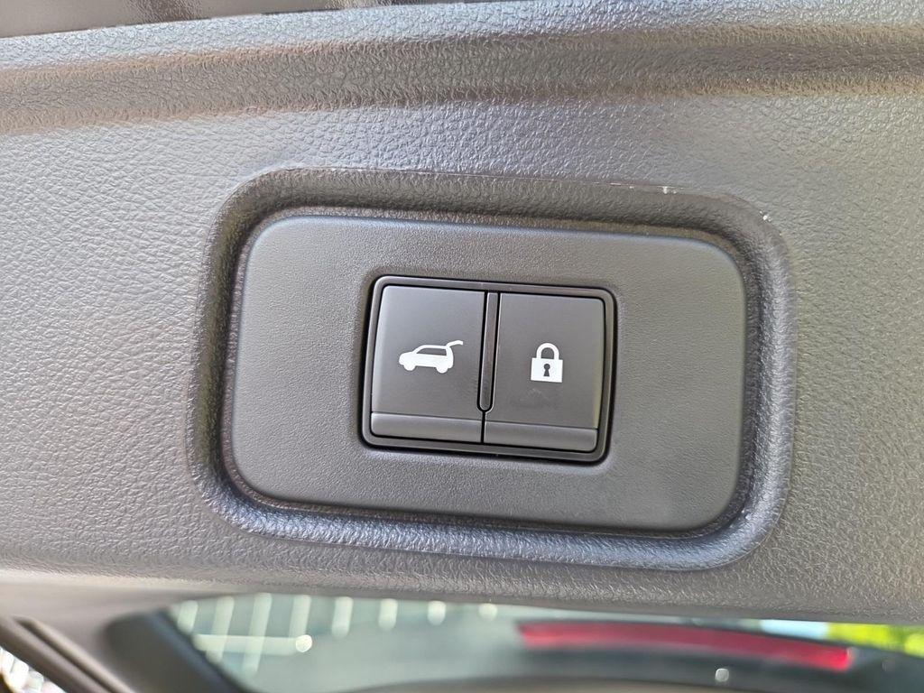 new 2025 Nissan Pathfinder car, priced at $39,468