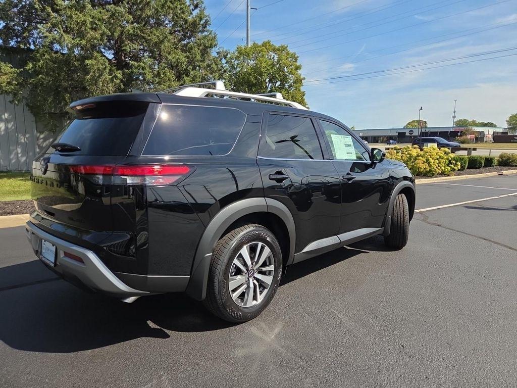 new 2025 Nissan Pathfinder car, priced at $39,468