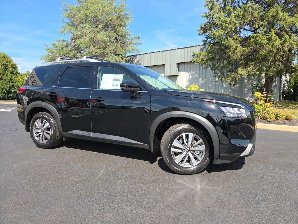 new 2025 Nissan Pathfinder car, priced at $39,468