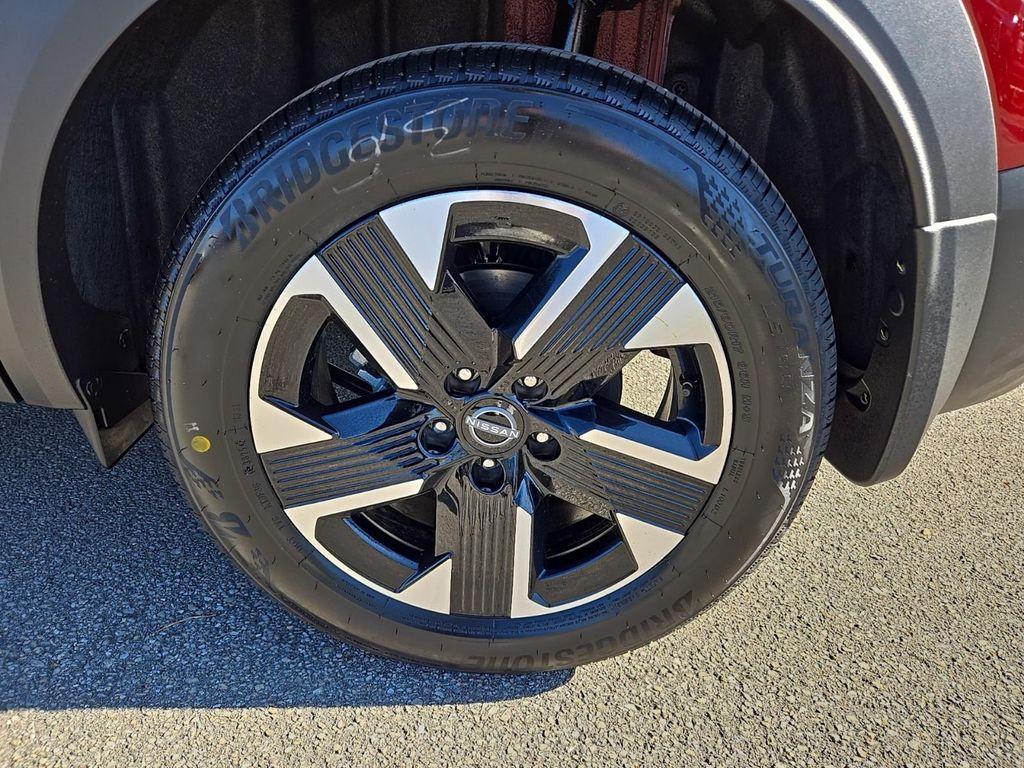 new 2026 Nissan Kicks car, priced at $27,657