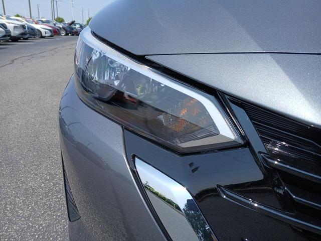 new 2025 Nissan Sentra car, priced at $22,672