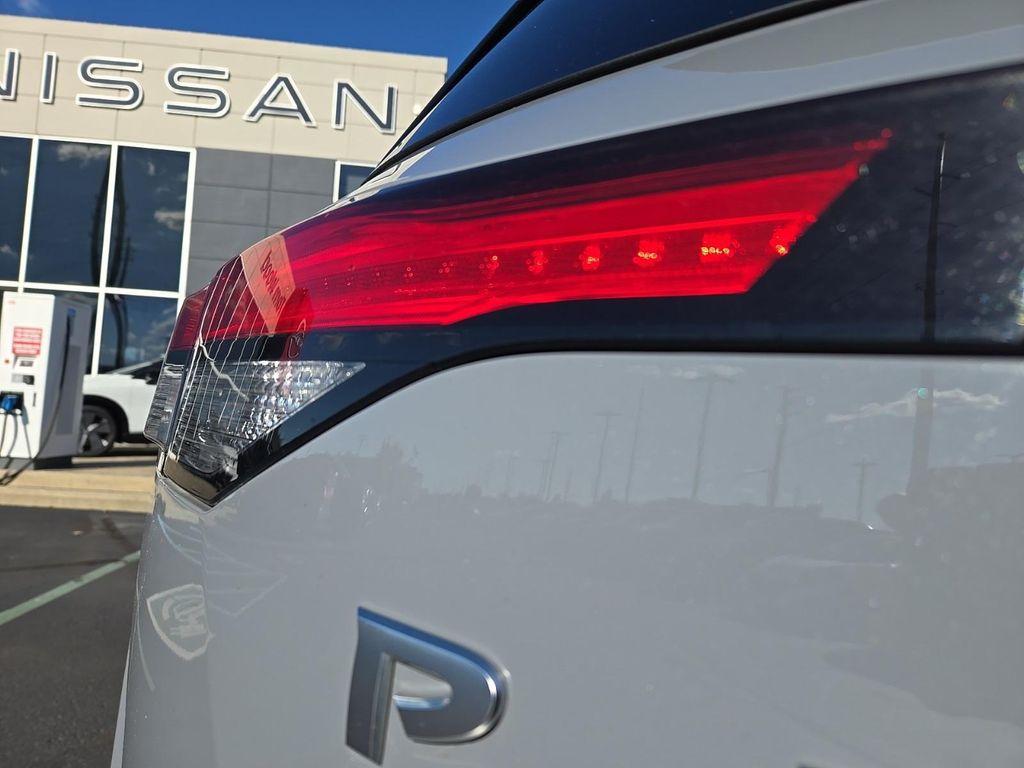 used 2022 Nissan Pathfinder car, priced at $31,934