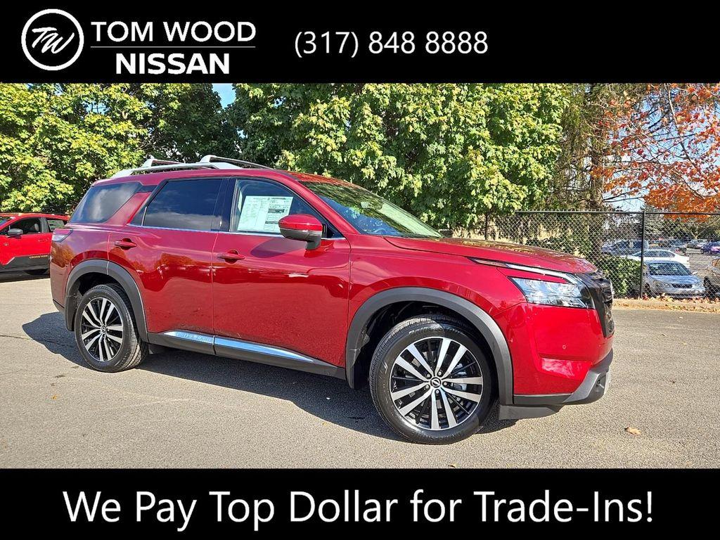 new 2025 Nissan Pathfinder car, priced at $46,308