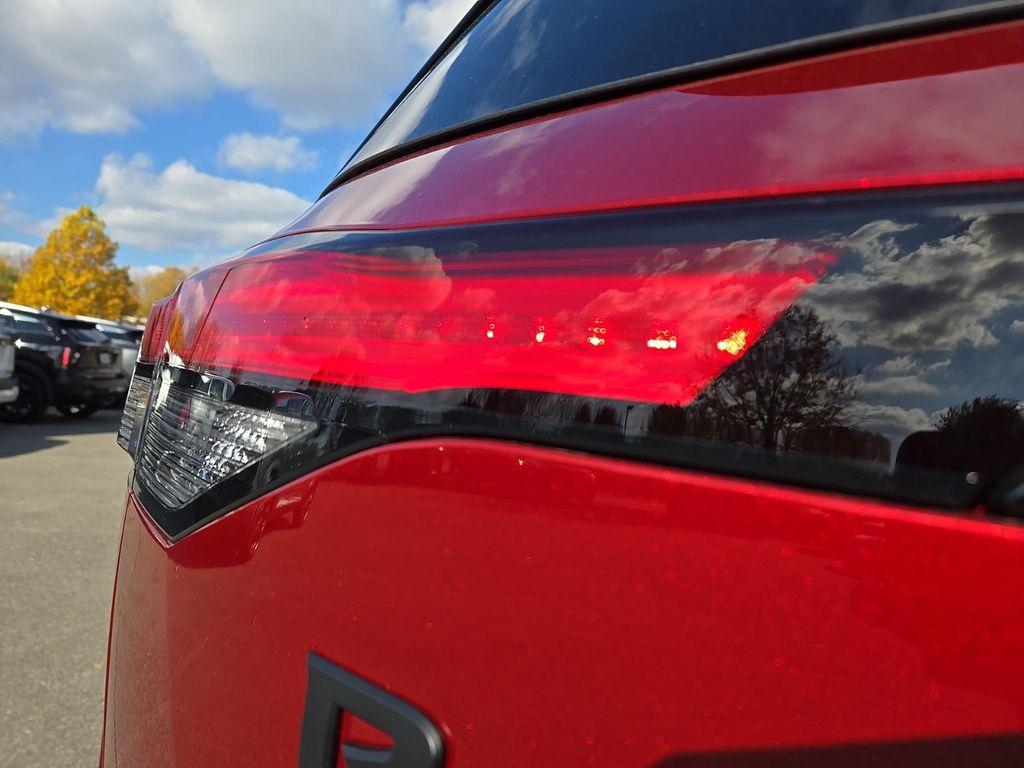 new 2025 Nissan Pathfinder car, priced at $46,308