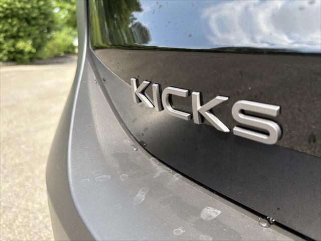 new 2025 Nissan Kicks car, priced at $26,579