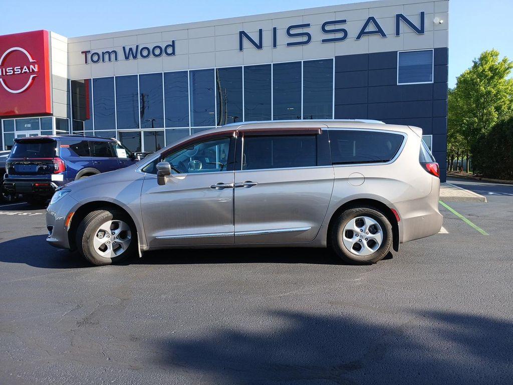 used 2017 Chrysler Pacifica car, priced at $15,167