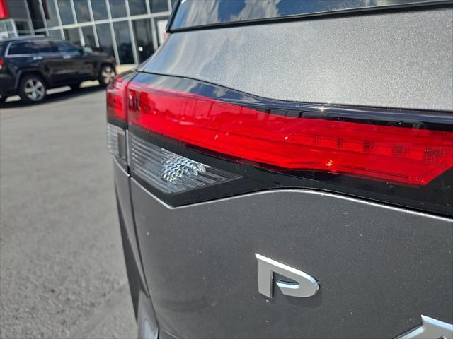 new 2025 Nissan Pathfinder car, priced at $45,232